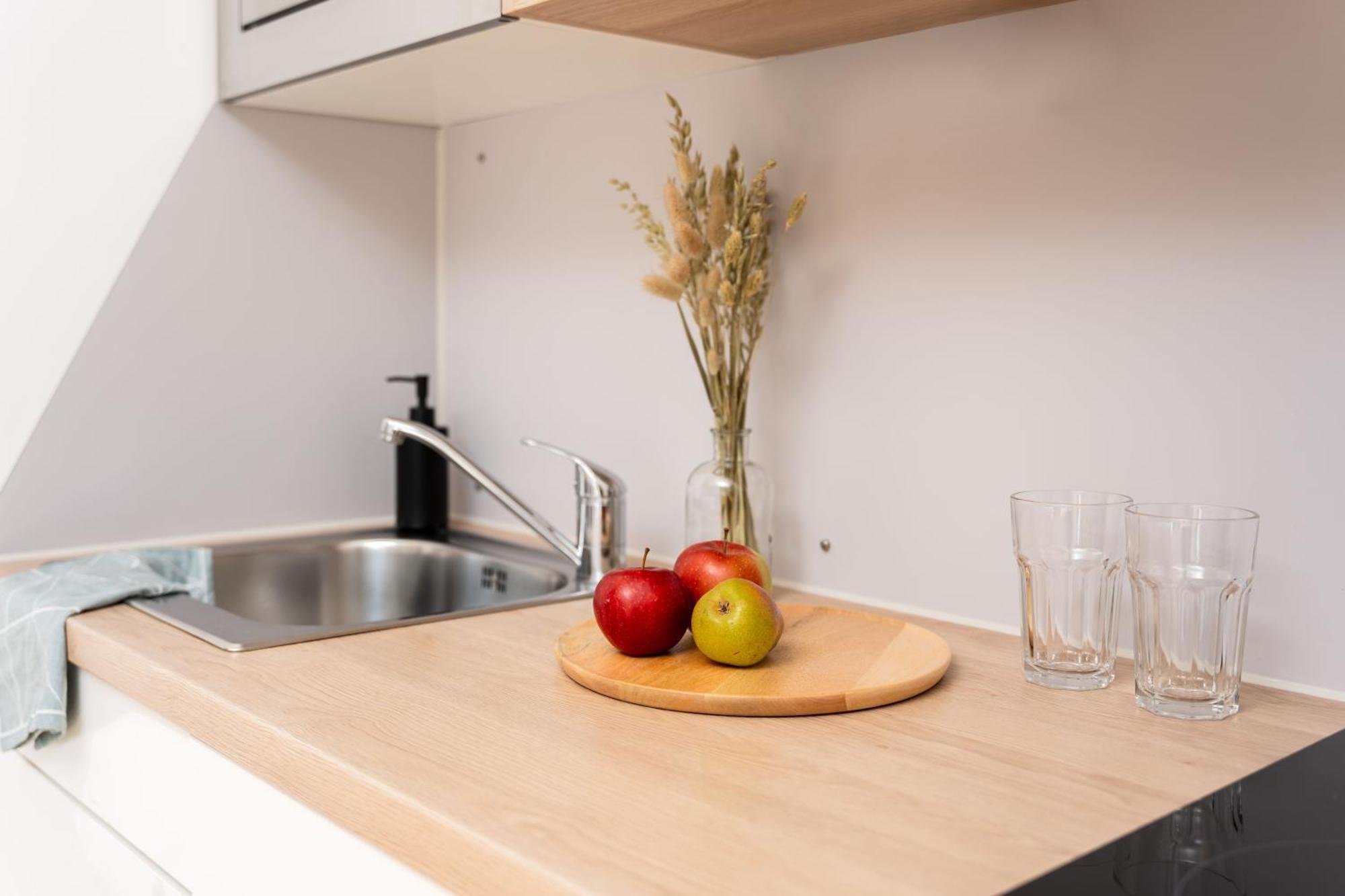 Apartments An Sankt Marien Щралзунд Екстериор снимка