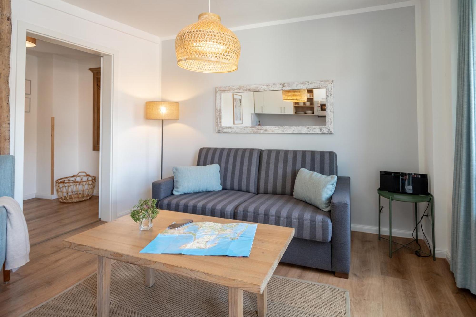 Apartments An Sankt Marien Щралзунд Екстериор снимка