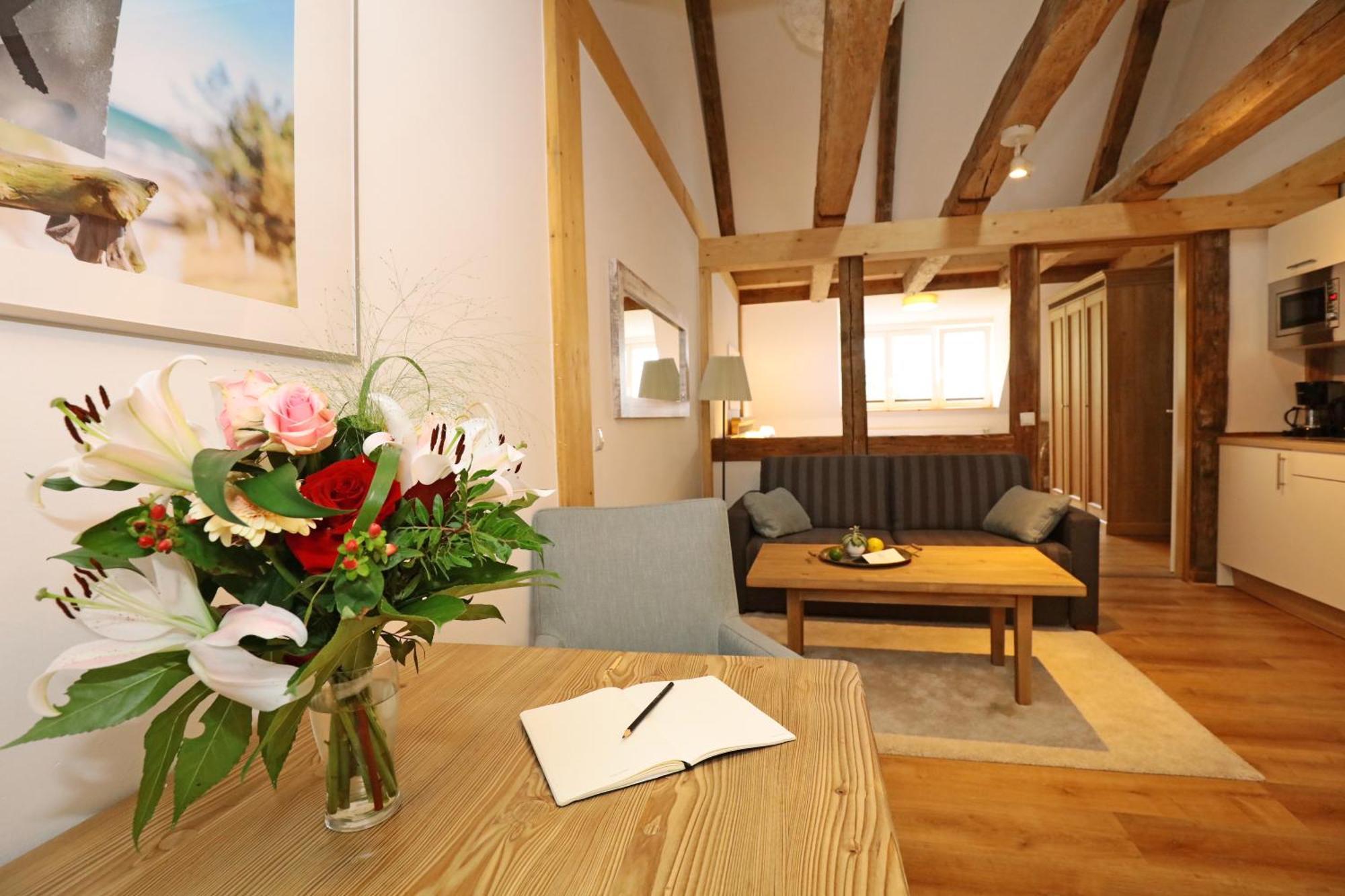 Apartments An Sankt Marien Щралзунд Екстериор снимка