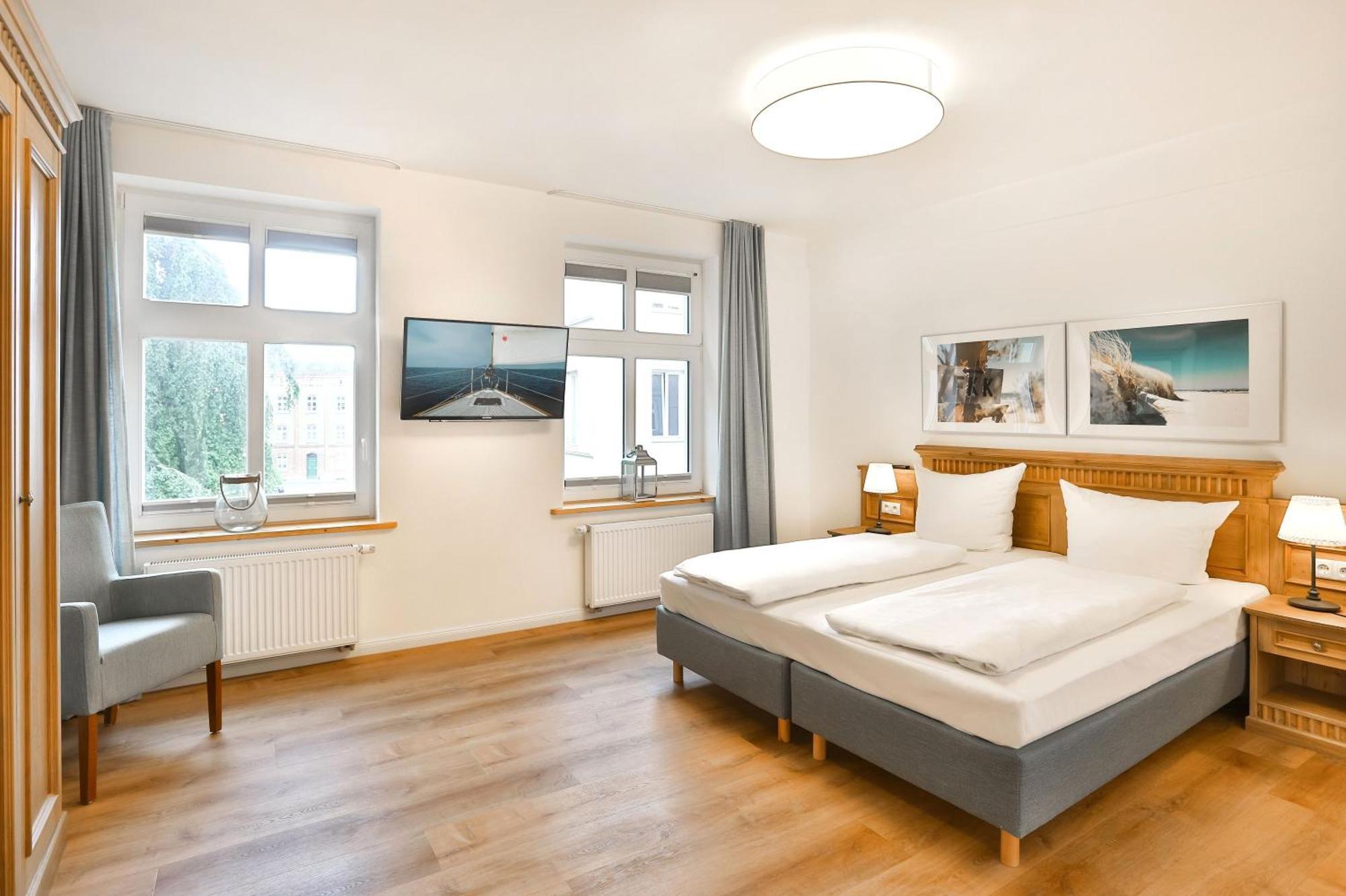 Apartments An Sankt Marien Щралзунд Екстериор снимка