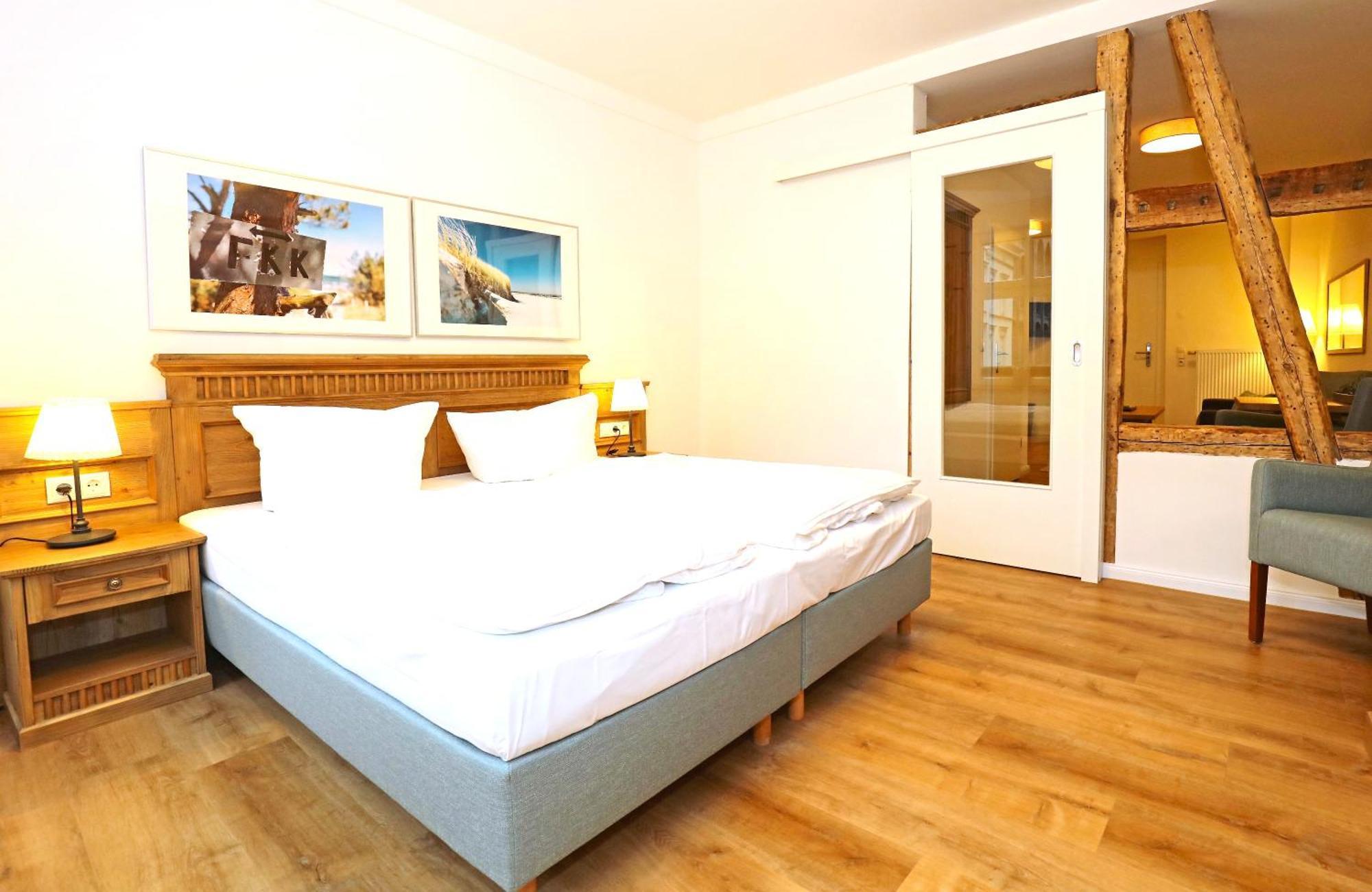 Apartments An Sankt Marien Щралзунд Екстериор снимка